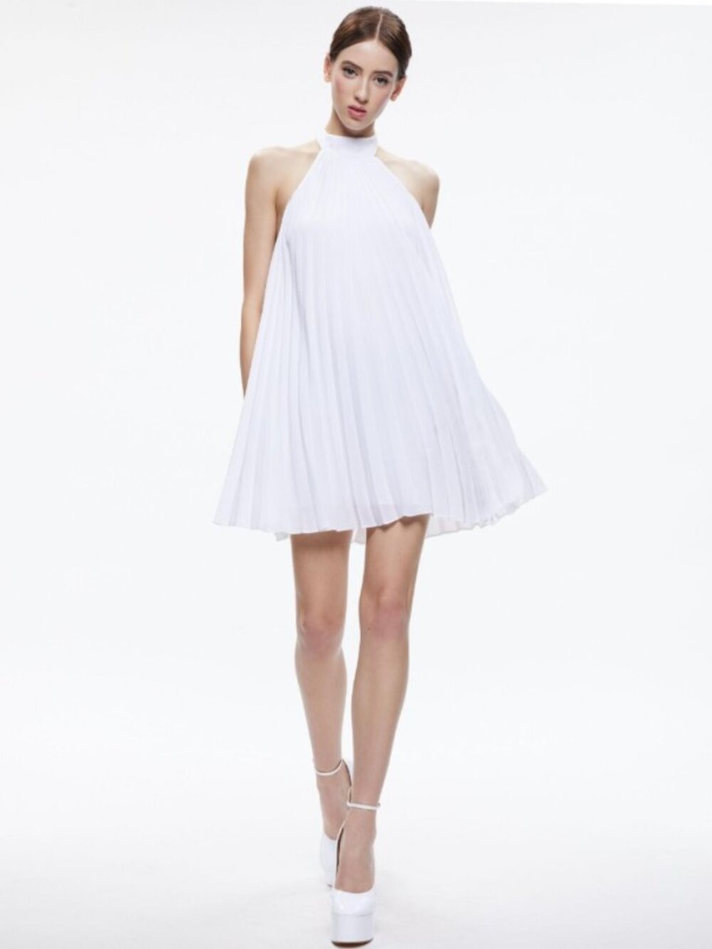 NWT Alice + Olivia White Pleated Halter Mini Dress L